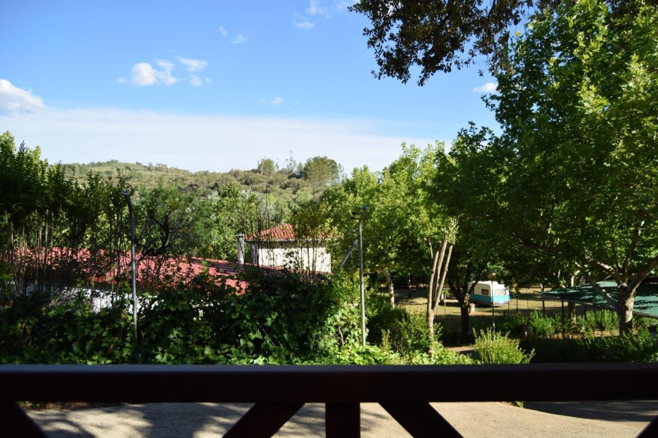 Bungalows, Camping Vega De Francia Sotoserrano Eksteriør billede