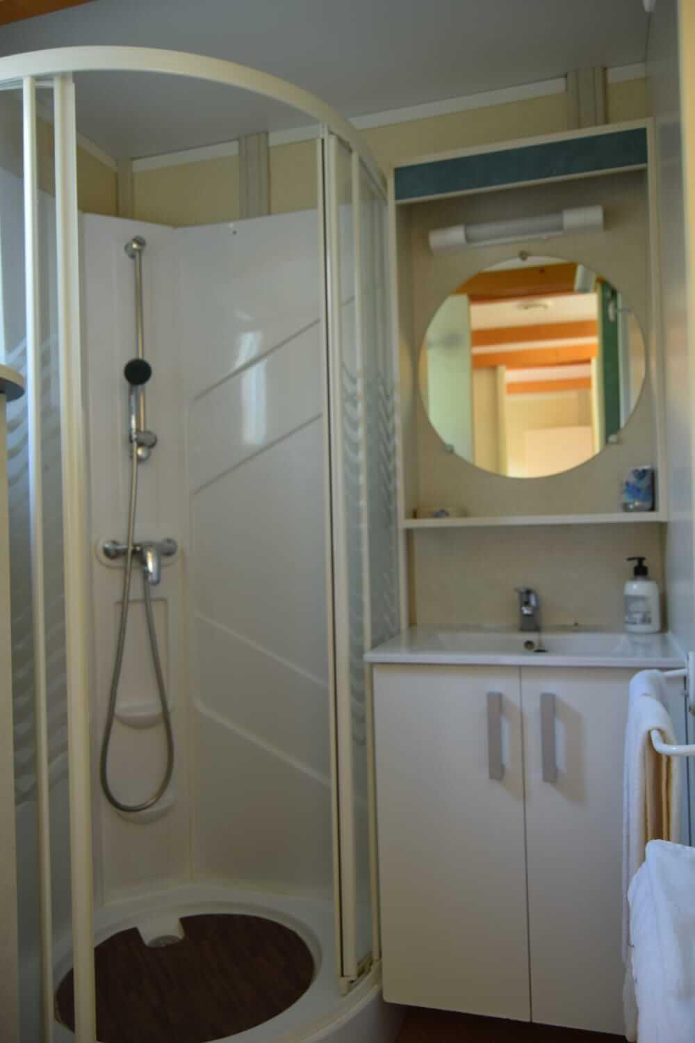 Bungalows, Camping Vega De Francia Sotoserrano Eksteriør billede